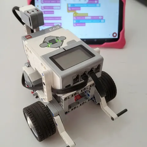 Robot construido con LEGO EV3